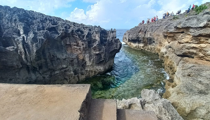 angel's-billabong-beach-best-nusa-penida-tour-service
