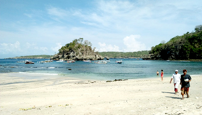 Crystal Bay Best Nusa Penida Snorkeling Destination Tour