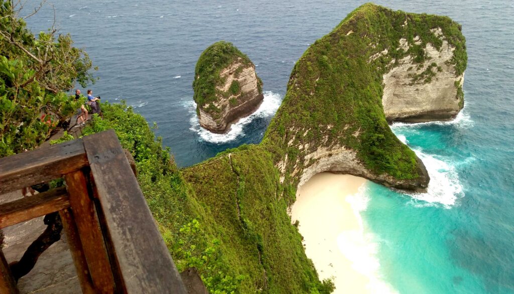 Kelingking Beach